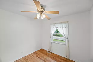 22W381 2nd St, Glen Ellyn, IL 60137 - Photo 24