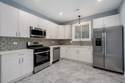 3031 W Warren Boulevard, Chicago, IL 60612 - Photo 6