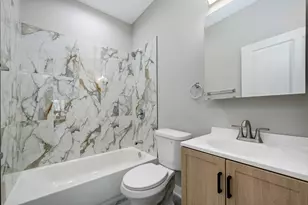 [Address not provided], Chicago, IL 60612 - Photo 10