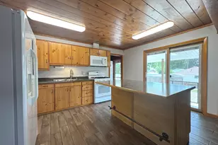 470 N Grand Ave, Bradley, IL 60915 - Photo 10