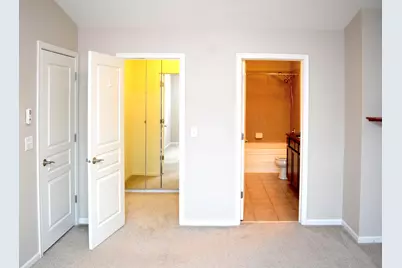 1260 Evergreen Avenue, Des Plaines, IL 60016 - Photo 16