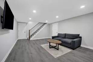 141 Adler Dr, Libertyville, IL 60048 - Photo 24