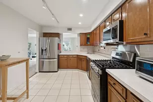 820 Oakton St, Evanston, IL 60202 - Photo 16