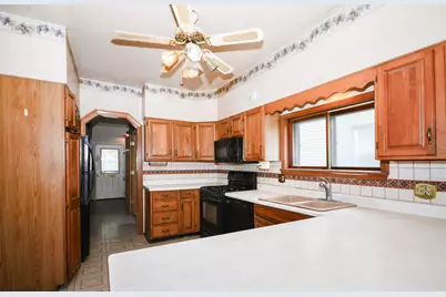4206 W Henderson Street, Chicago, IL 60641 - Photo 8