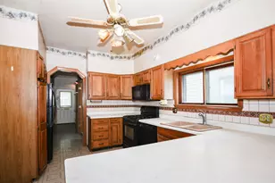 4206 W Henderson St, Chicago, IL 60641 - Photo 8