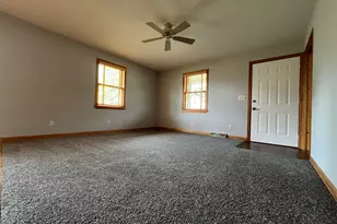 1014 Walnut St, Ottawa, IL 61350 - Photo 2