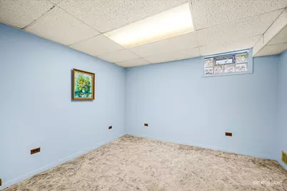 1700 Westview Avenue, Lombard, IL 60148 - Photo 18