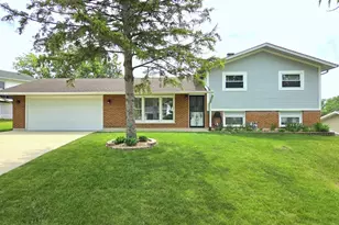 21W105 Flamingo Ln, Lombard, IL 60148 - Photo 1