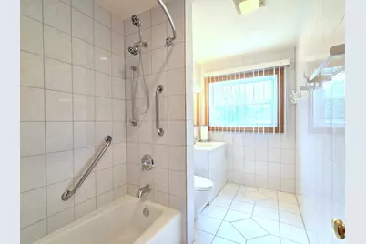 21W105 Flamingo Lane, Lombard, IL 60148 - Photo 8