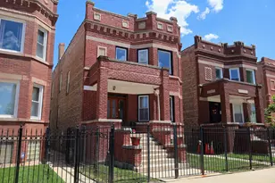 921 N Leclaire Ave, Chicago, IL 60651 - Photo 2