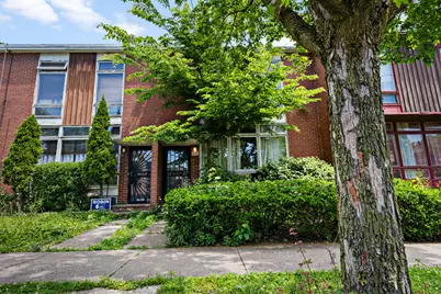 4753 S Woodlawn Avenue, Chicago, IL 60615 - Photo 1