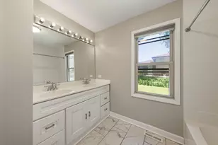 5140 156th St, Oak Forest, IL 60452 - Photo 8