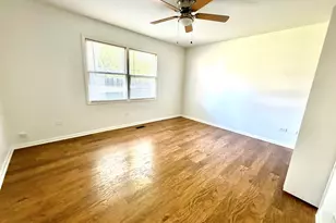 2337 Golfview Dr, Joliet, IL 60435 - Photo 16