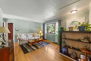 829 S Grace St, Lombard, IL 60148 - Photo 2