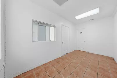 2290 S Blue Island Avenue, Chicago, IL 60608 - Photo 14