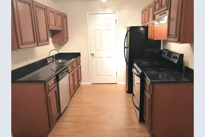 1340 Brook Street #L, Saint Charles, IL 60174 - Photo 2