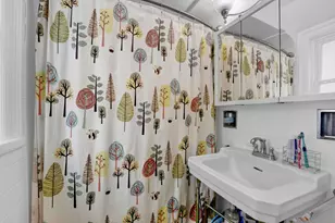 6043 N Keeler Ave, Chicago, IL 60646 - Photo 16