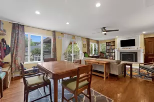 6043 N Keeler Ave, Chicago, IL 60646 - Photo 8