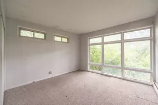 341 Hickory Haven Dr E, Gurnee, IL 60031 - Photo 10