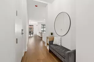 323 S Racine Ave, Chicago, IL 60607 - Photo 2