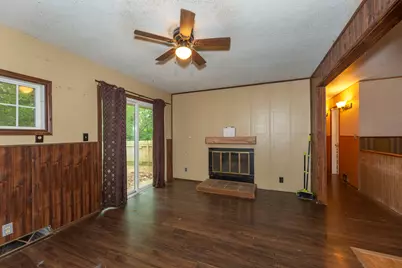 1572 Winnetka Street, Dixon, IL 61021 - Photo 10