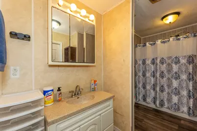 1572 Winnetka Street, Dixon, IL 61021 - Photo 12