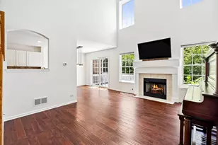 1763 Briggs Ct, Lisle, IL 60532 - Photo 6