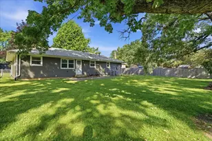 2512 Highland Dr, Lindenhurst, IL 60046 - Photo 22