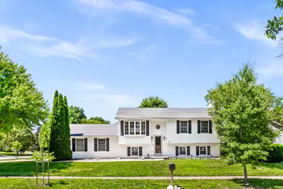2102 Pacific Avenue, Bloomington, IL 61701 - Photo 1