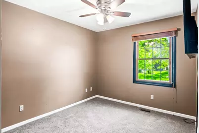 2102 Pacific Avenue, Bloomington, IL 61701 - Photo 12