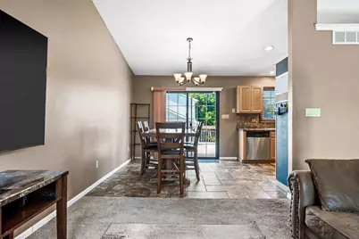 2102 Pacific Avenue, Bloomington, IL 61701 - Photo 8