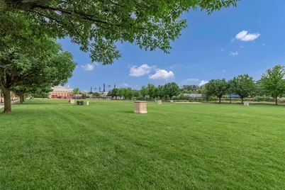 161 S Grove Avenue, Elgin, IL 60120 - Photo 32