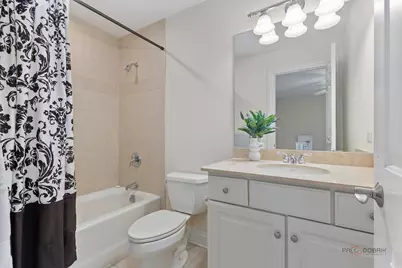 14805 Creekside Path, Libertyville, IL 60048 - Photo 26