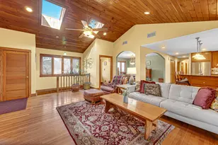 3459 W Mardan Dr, Long Grove, IL 60047 - Photo 8