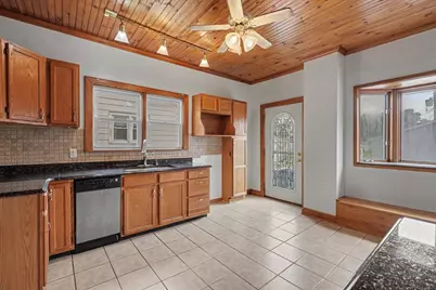 222 S Sangamon Avenue, Gibson City, IL 60936 - Photo 18