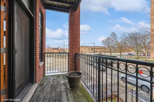 3932 S Lake Park Ave, Chicago, IL 60653 - Photo 12