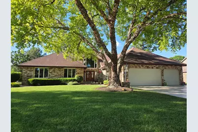 708 Galway Lane, Prospect Heights, IL 60070 - Photo 2