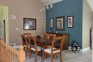 708 Galway Ln, Prospect Heights, IL 60070 - Photo 8