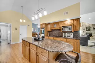 708 Galway Ln, Prospect Heights, IL 60070 - Photo 12