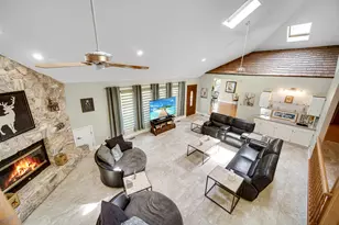 708 Galway Ln, Prospect Heights, IL 60070 - Photo 8