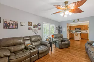 1898 McRae Ln, Mundelein, IL 60060 - Photo 10
