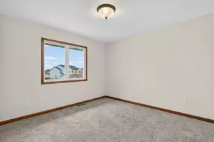 1940 Taller Rd, Morris, IL 60450 - Photo 26