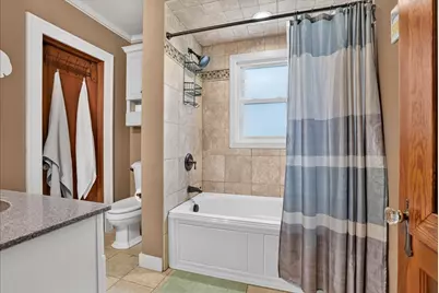 310 E Elm Street, Fairbury, IL 61739 - Photo 16