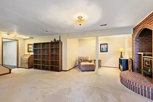 23086 Glidden Rd, Dekalb, IL 60115 - Photo 24