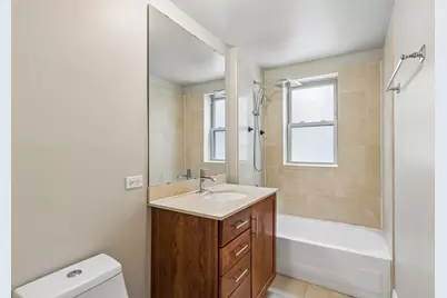 219 N Oak Park Avenue #2E, Oak Park, IL 60302 - Photo 12
