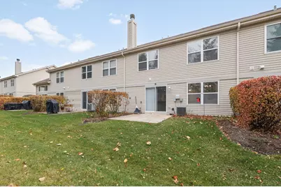 3074 Renard Lane, Saint Charles, IL 60175 - Photo 16