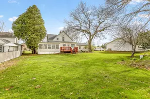 407 W 4th St, Byron, IL 61010 - Photo 42