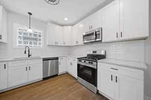 8049 S Kimbark Ave, Chicago, IL 60619 - Photo 8