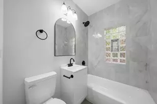 8049 S Kimbark Ave, Chicago, IL 60619 - Photo 10