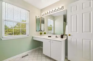 6743 E Wellsley Ct, Gurnee, IL 60031 - Photo 20